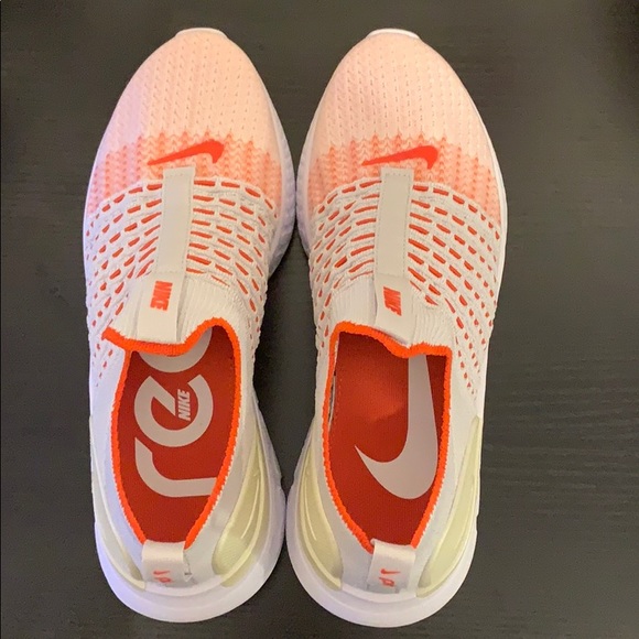 Nike Shoes - Nike React Phantom Run Flyknit 2